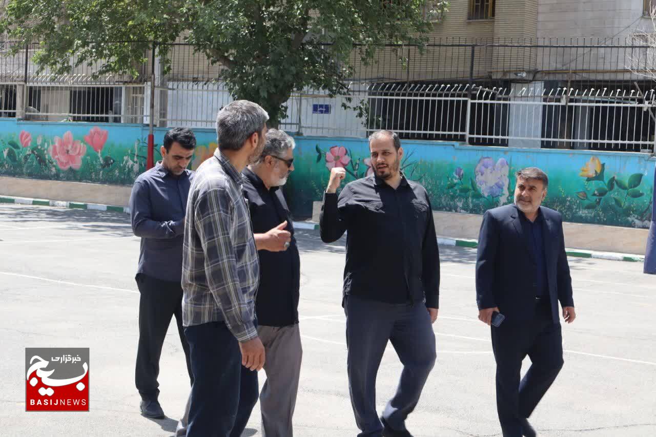 دیدار معاون هماهنگ کننده سپاه فتح با شهردار منطقه 14 تهران/ امکانات لازم برای اسکان و پذیرایی زائران کهگیلویه و بویراحمد مهیاست
