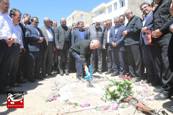 کلنگ ساخت مدرسه دارالفنون۲ در اردبیل به زمین زده شد کلنگ ساخت مدرسه دارالفنون۲ در اردبیل به زمین زده شد