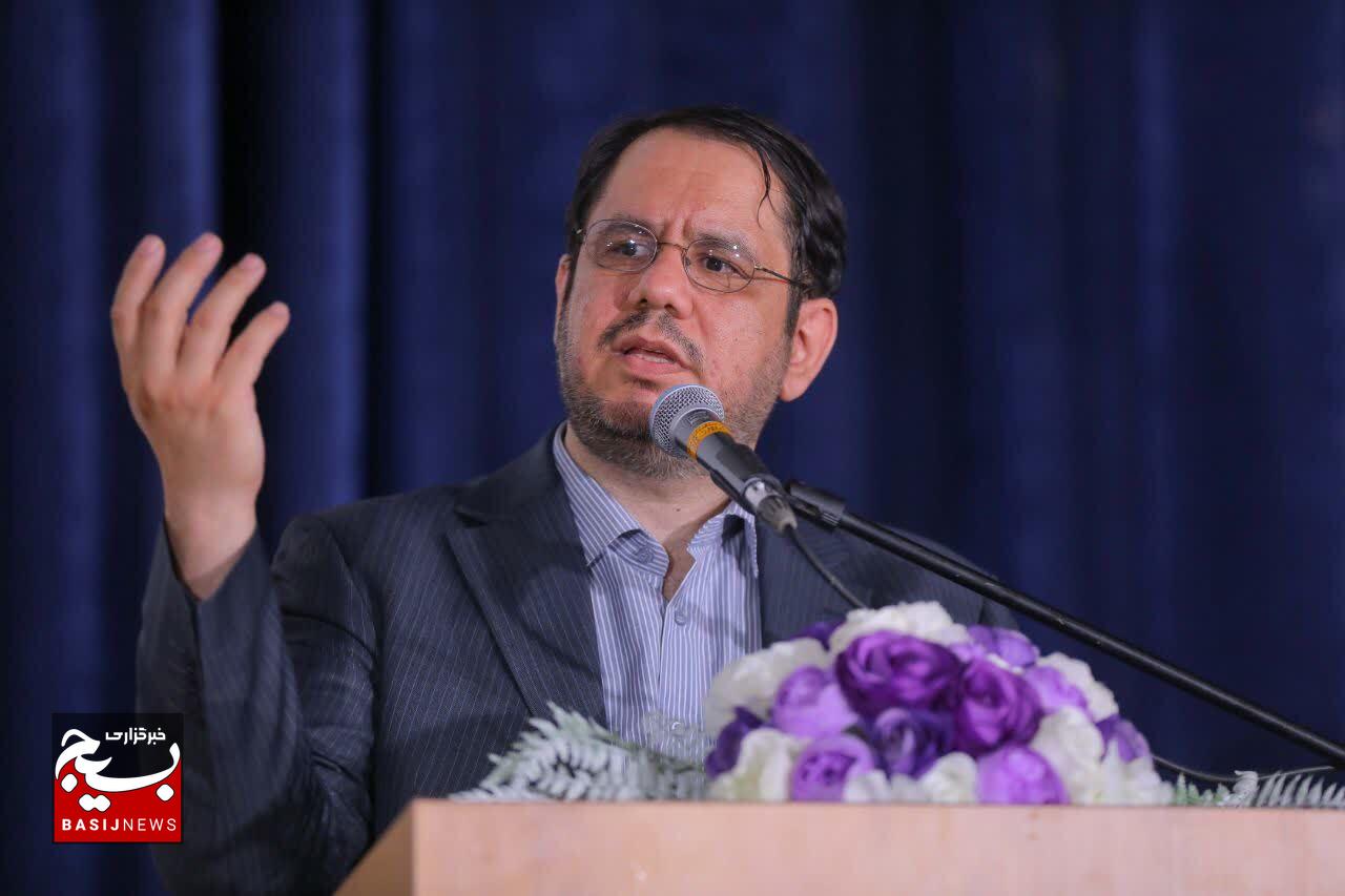 ستاد نمازجمعه شهرستان ساوجبلاغ جوان‌ترین ستاد کشور است/ تجلیل از خادمان این ستاد+تصاویر