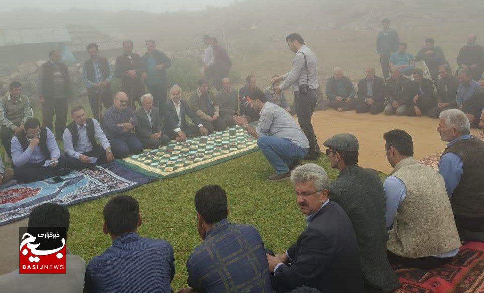 سازمان بسیج عشایری سپاه قدس گیلان در رضوانشهر میز خدمت برپا کرد
