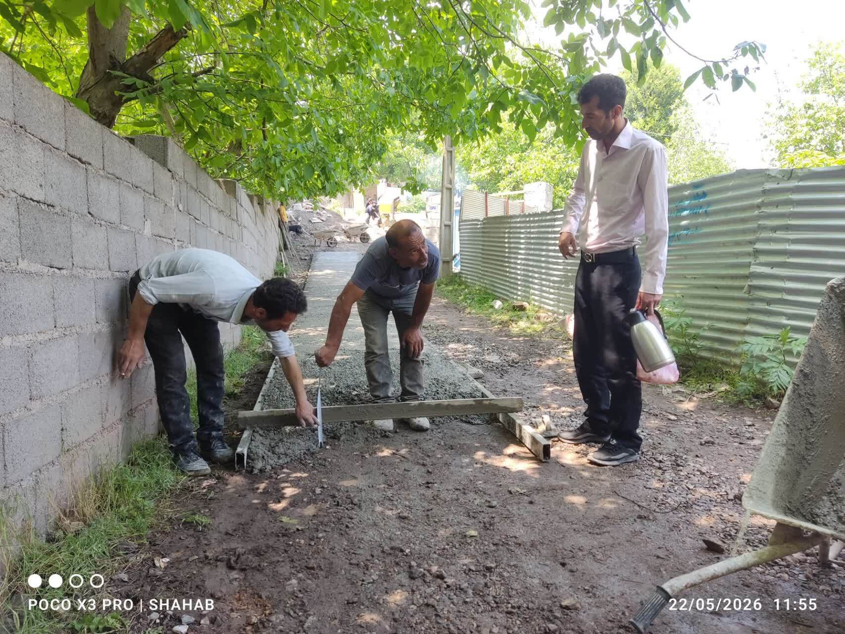 معبر اصلی روستای برآرود رودبار با اعتبار ۱۷ میلیارد ریال بهسازی می شود