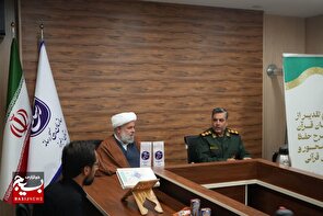 مراسم تجلیل از حافظان قرآن کریم در طرح‌های حفظ محتوامحور و جهش قرآنی، خواهران سپاه امام حسن مجتبی (ع) استان البرز/ تاکید بر انس با قرآن برای عبور از فتنه‌های آخرالزمان