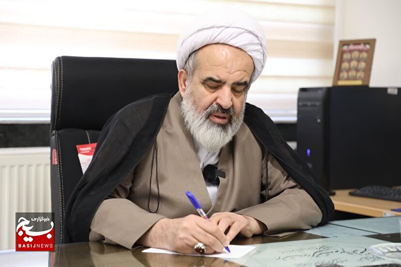 خبرنگاران پیش‌قراولان «جهاد تبیین» در جنگ شناختی هستند