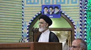 غرب‌زدگی و تخریب منافع کشور را تهدید می‌کنند