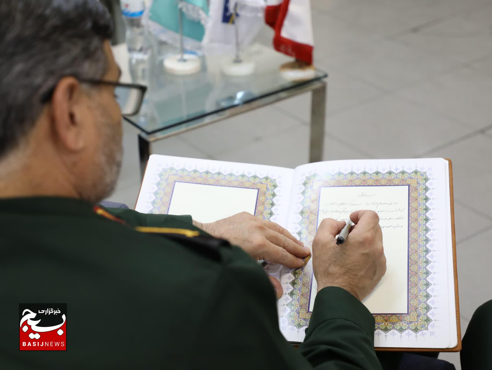 تجلیل سپاه از  خبرنگاران و خط‌شکنان جبهه تبیین