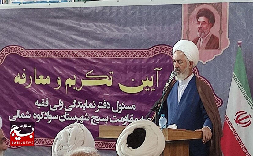 معنویت، دشمن شناسی و ولایت مداری راز ماندگاری و بزرگی سپاه است