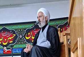 اربعین امتداد عاشورا و مدرسه وفاداری و بصیرت است