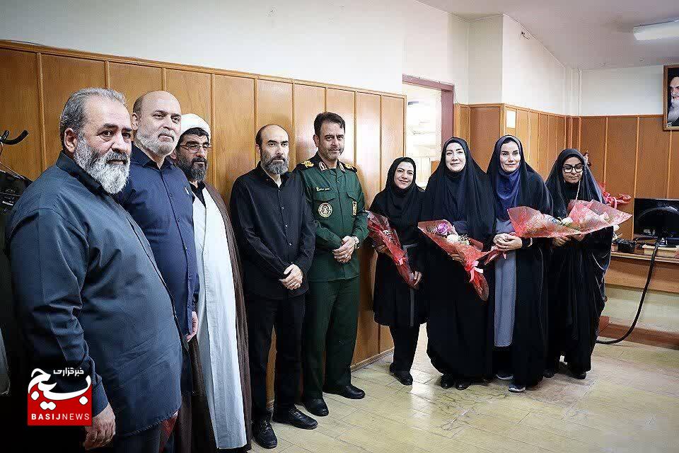 دیدار فرمانده سپاه استان زنجان با خبرنگاران صداوسیما دیدار فرمانده سپاه استان زنجان با خبرنگاران صداوسیما
