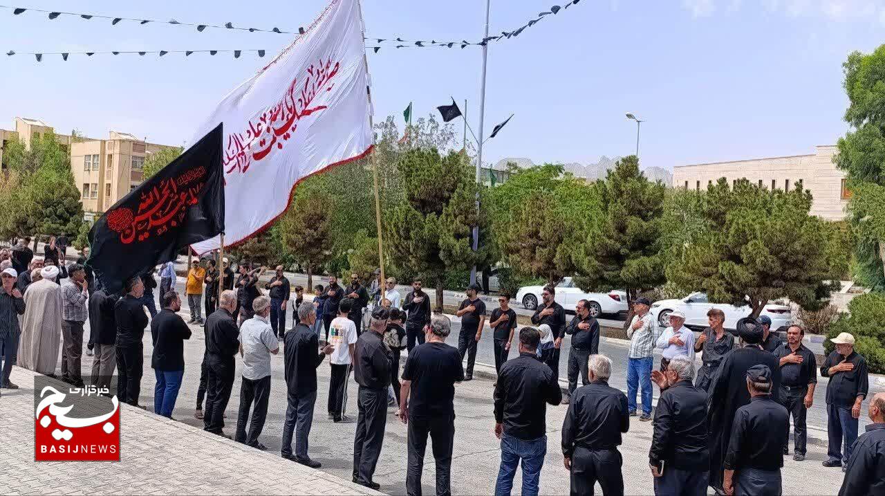 قافله عزاداران رضوی بهارستان در سوگ امام رئوف
