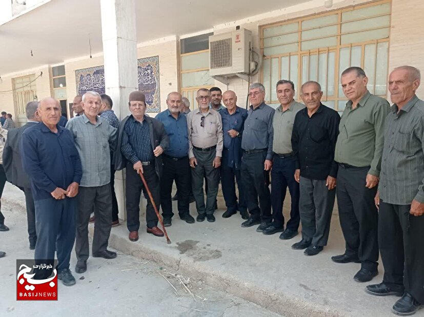 آشتی دو خانواده پس از ۳۶ سال در شهرستان باغملک
