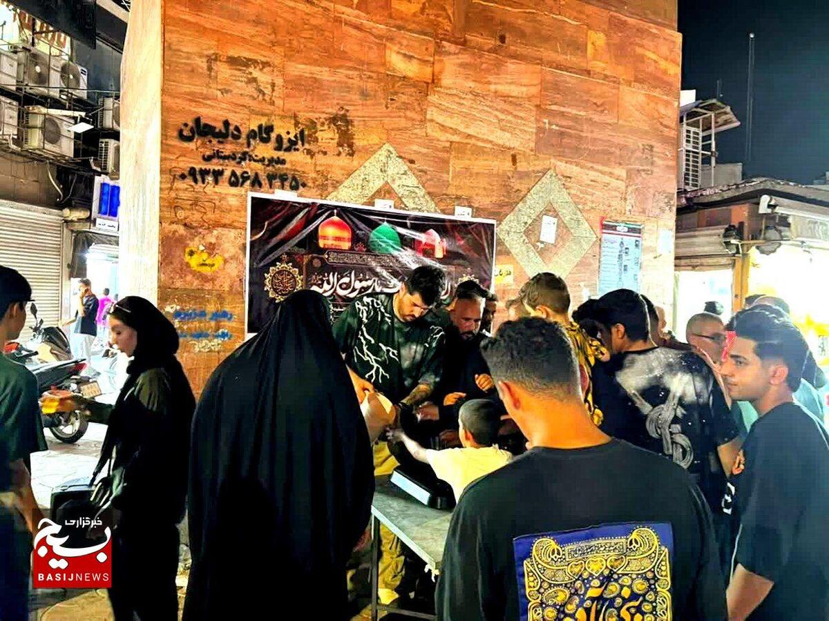 بسیجیان ناشنوا در خیابان سلمان منطقه شرق اهواز؛ نمادی از خدمتی بیکلام و عشقی بی‌پایان است‌