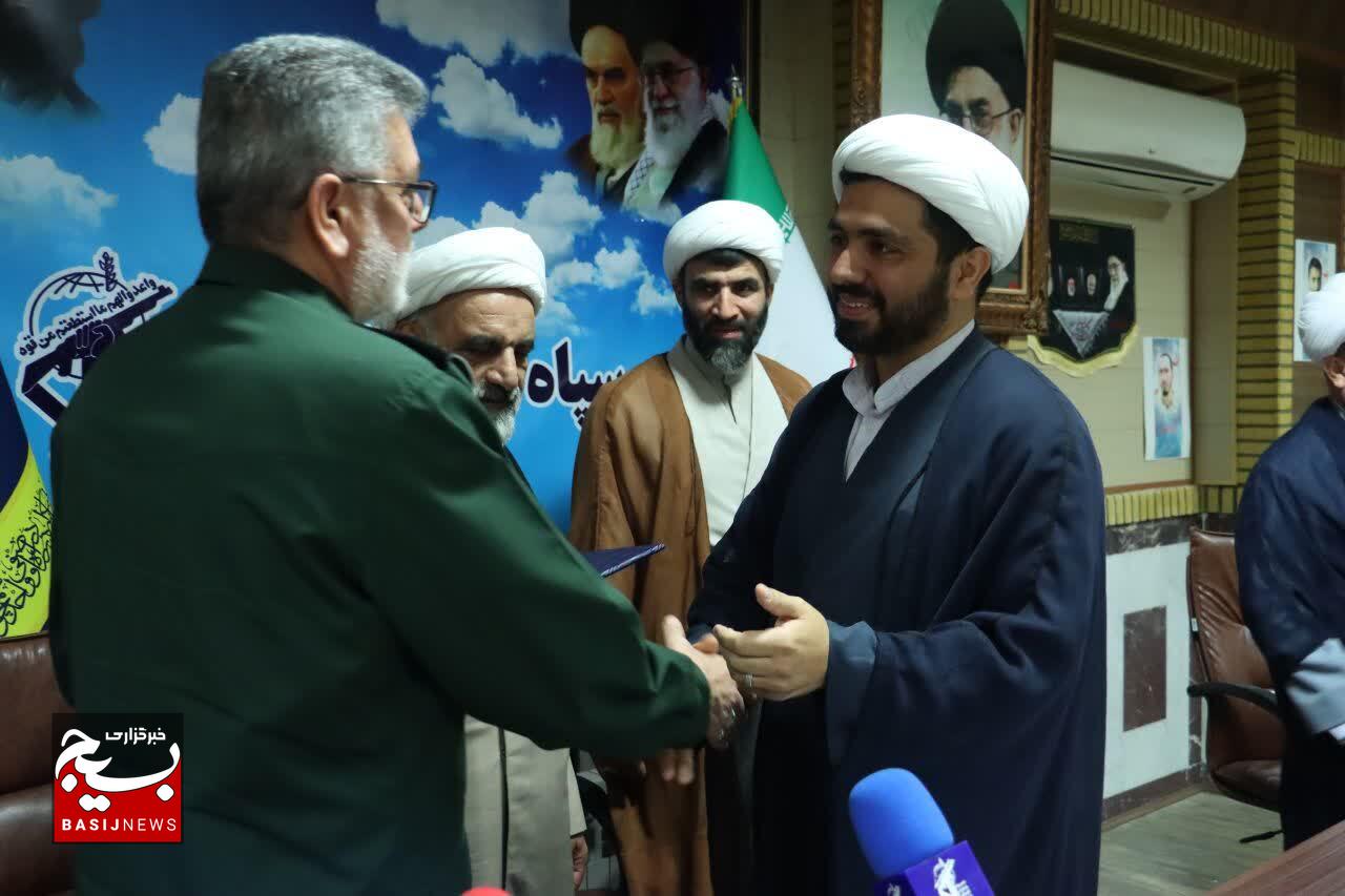 آئین تکریم و معارفه مسئول دفتر امور روحانیون سپاه قدس گیلان