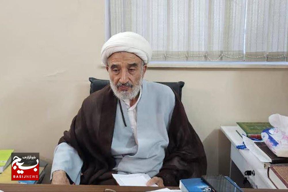 دیدار فرمانده حوزه مقاومت بسیج امام حسن مجتبی(ع) و فرمانده گردان بیت المقدس با امام جمعه صالحآباد+تصاویر