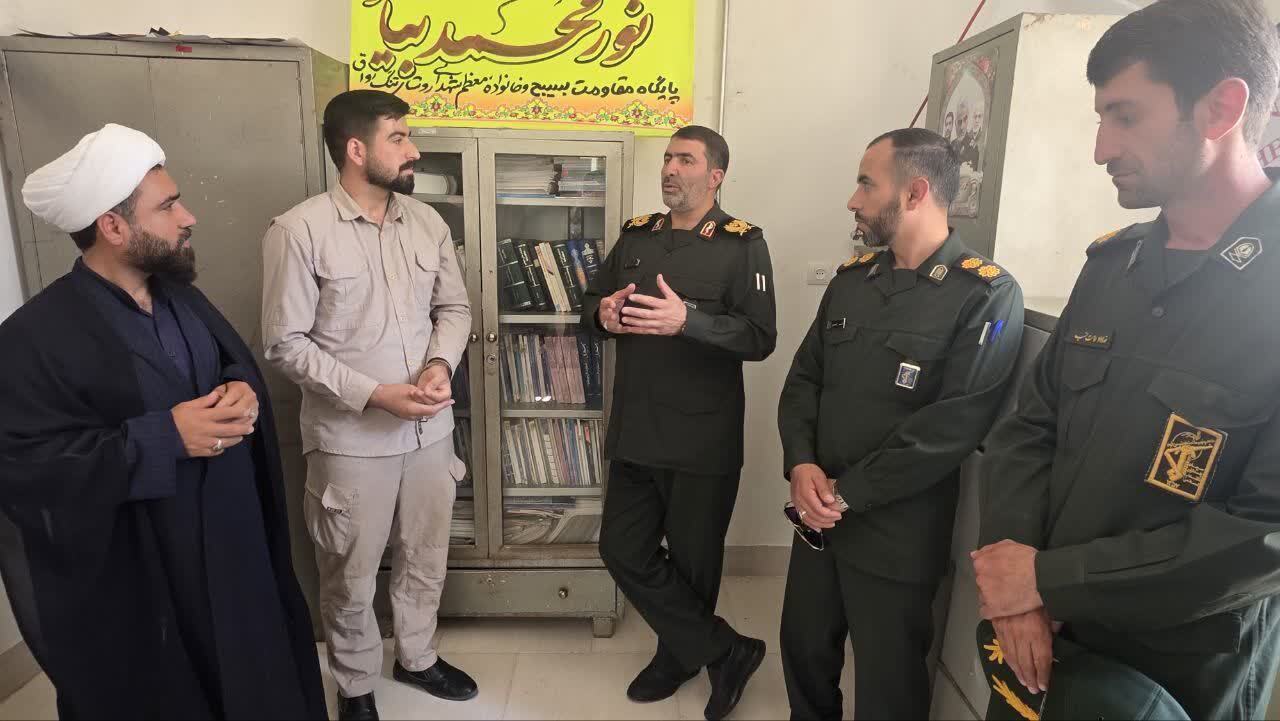 بازدید فرمانده سپاه فتح استان از پایگاه نمونه بسیج بن‌زردعلیا + ( تصاویر )