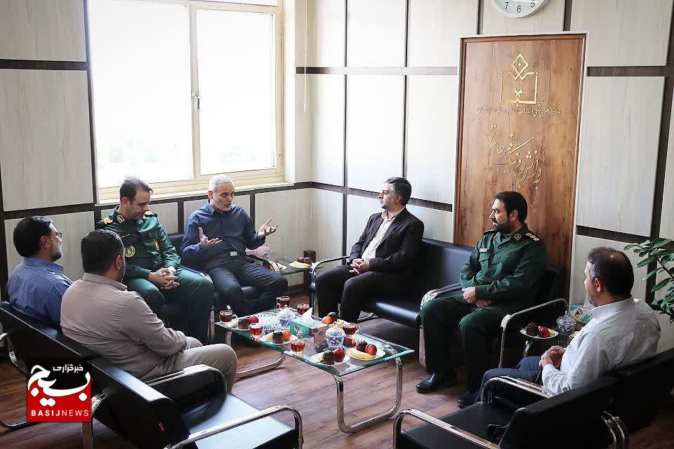 دیدار سردار سهندی فرمانده سپاه انصارالمهدی (عج) استان با رئیس دانشگاه علوم پزشکی زنجان 
