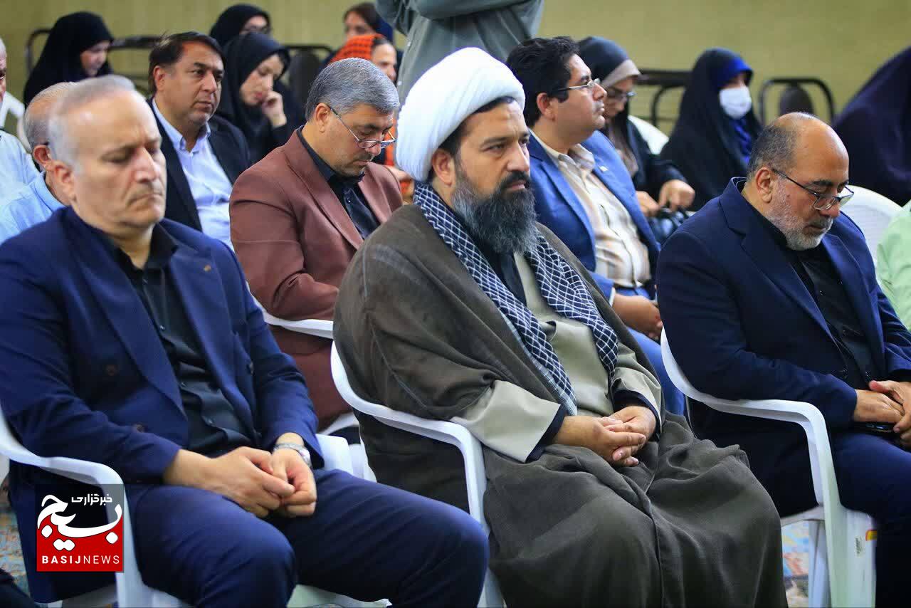 دیدار صمیمانه مردم شهرستان چهارباغ با امام جمعه به مناسبت سالروز اقامه نخستین نماز جمعه پس از انقلاب