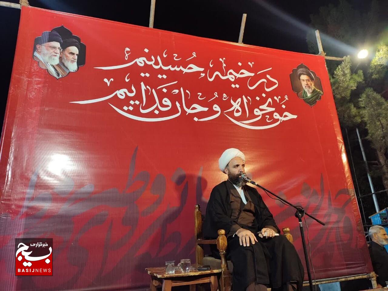 هدف قرار دادن خاکریزهای اعتقادی برنامه دشمن در تسلط بر جوامع است هدف قرار دادن خاکریزهای اعتقادی برنامه دشمن در تسلط بر جوامع است