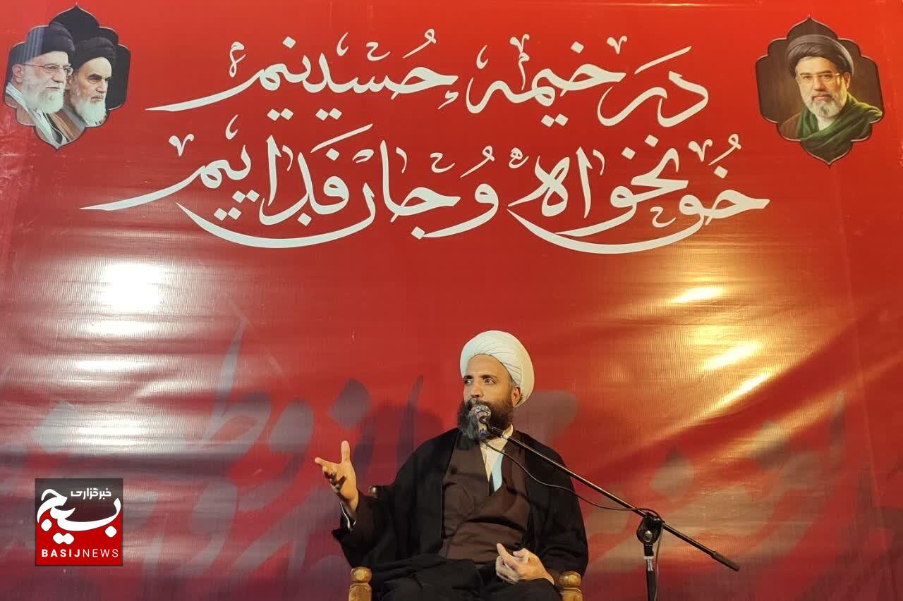 هدف قرار دادن‌ خاکریزهای اعتقادی برنامه دشمن در تسلط بر جوامع است