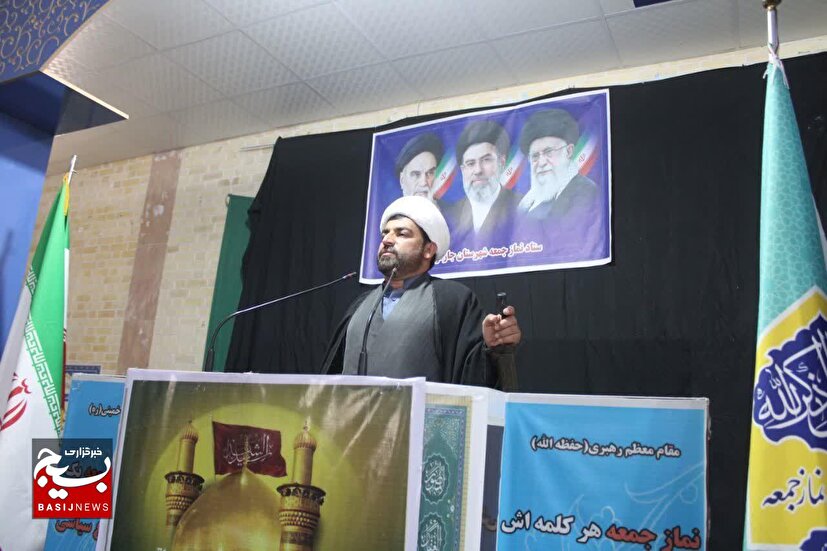 الگوی مقاومت استکبار جهانی را درمانده کرده است