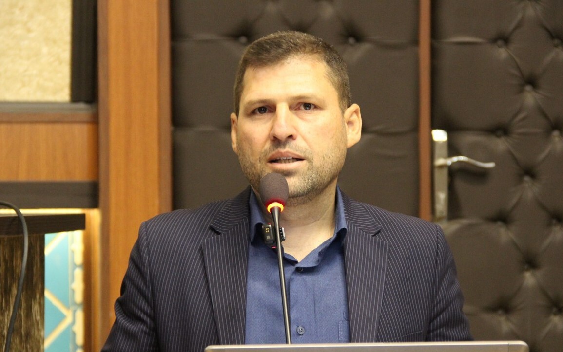 ترسیم نقشهراهِ «افسرانِ جنگِ روایتها» در فارس/ از نبردِ ادراکی دشمن تا ضرورتِ «نقد منصفانه و دفاع عالمانه» ترسیم نقشهراهِ «افسرانِ جنگِ روایتها» در فارس/ از نبردِ ادراکی دشمن تا ضرورتِ «نقد منصفانه و دفاع عالمانه»
