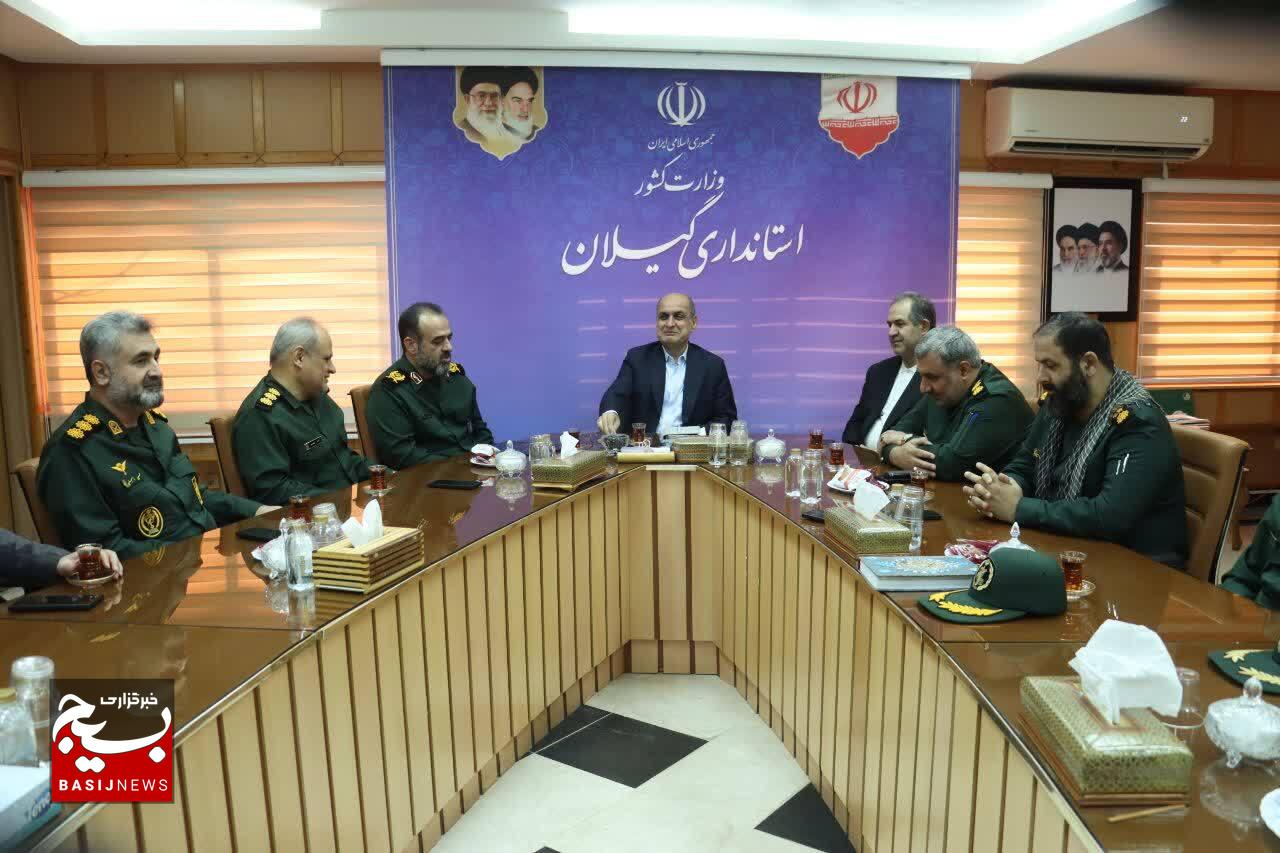 همدلی مسئولان مسیر حل مسائل استان را هموار میکند همدلی مسئولان مسیر حل مسائل استان را هموار میکند