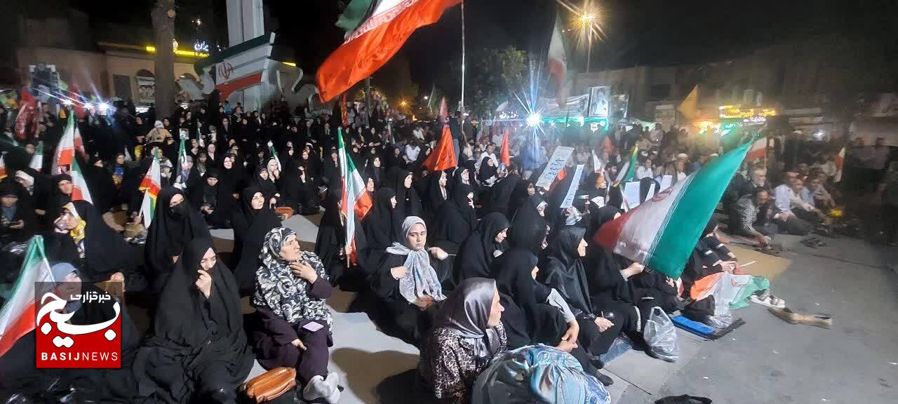 مردم حامی خدمات مسئولان در برابر دشمنان هستند