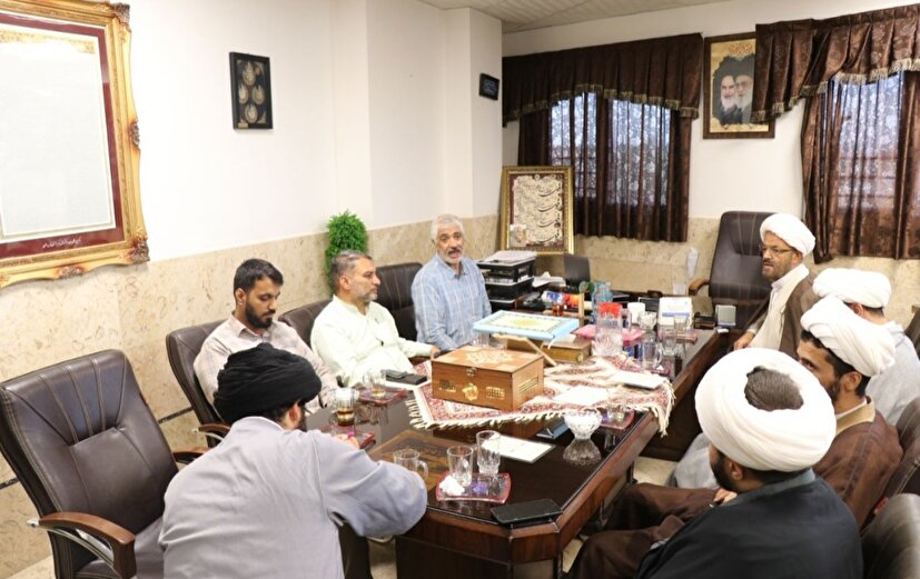 نشست هم اندیشی با مدیریت دارالقران اهل البیت علیه السلام