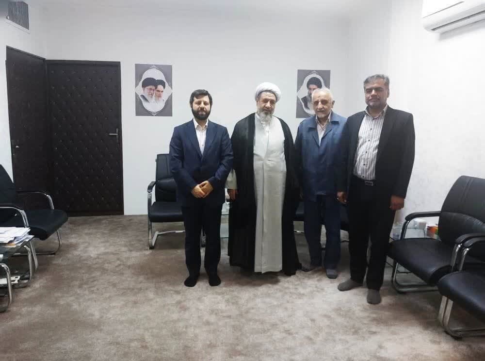 دیدار رئیس سازمان بسیج اساتید کشور با نماینده ولی فقیه در استان و امام جمعه کرمان دیدار رئیس سازمان بسیج اساتید کشور با نماینده ولی فقیه در استان و امام جمعه کرمان