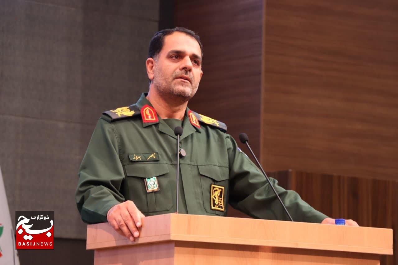 قدرت معنوی و قدرت اجتماعی، دو سرمایه مهم سپاه هستند