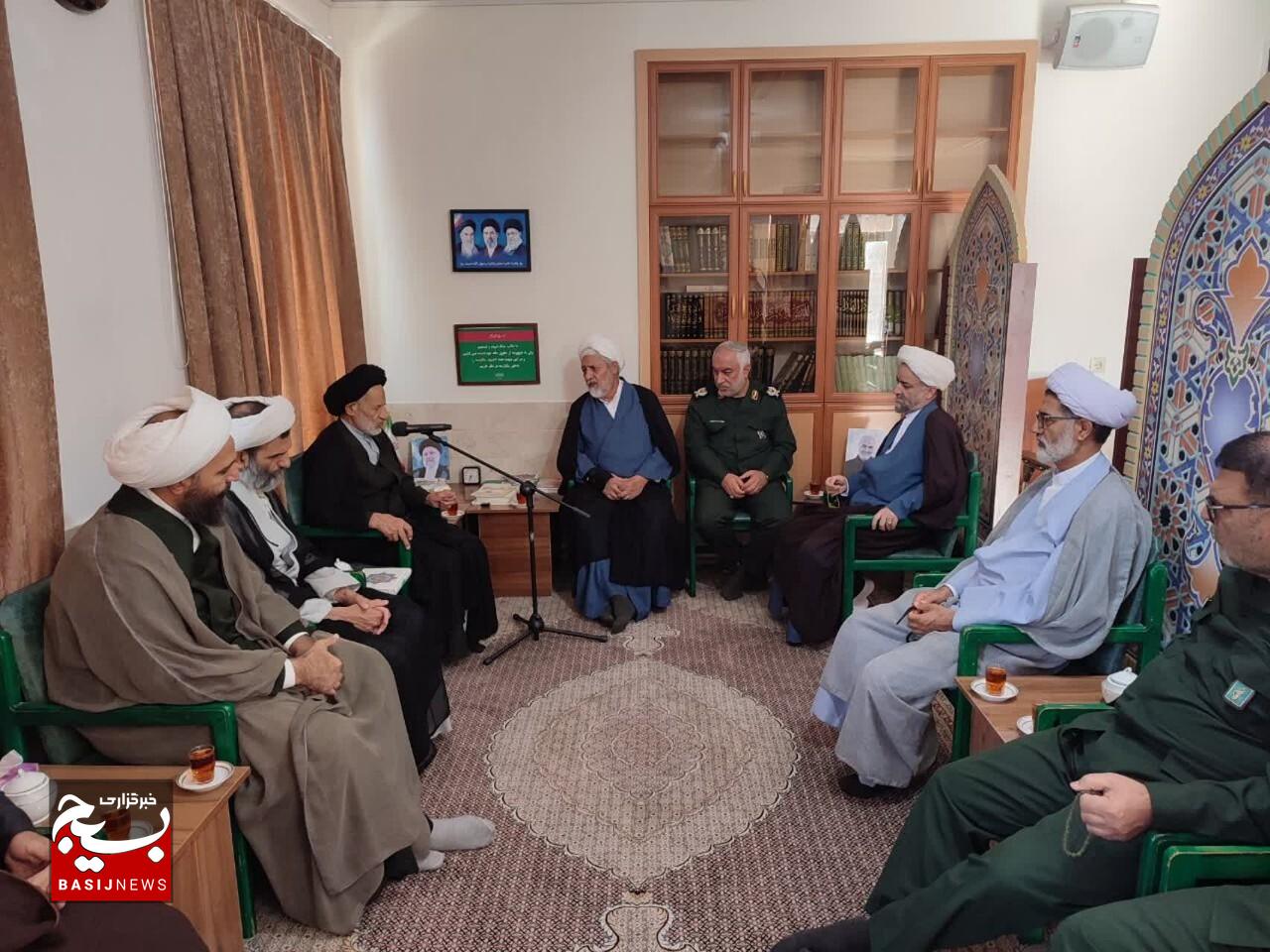 ملت مبعوث شده ایران؛ آمریکا را در نیا خار و ذلیل کرد
