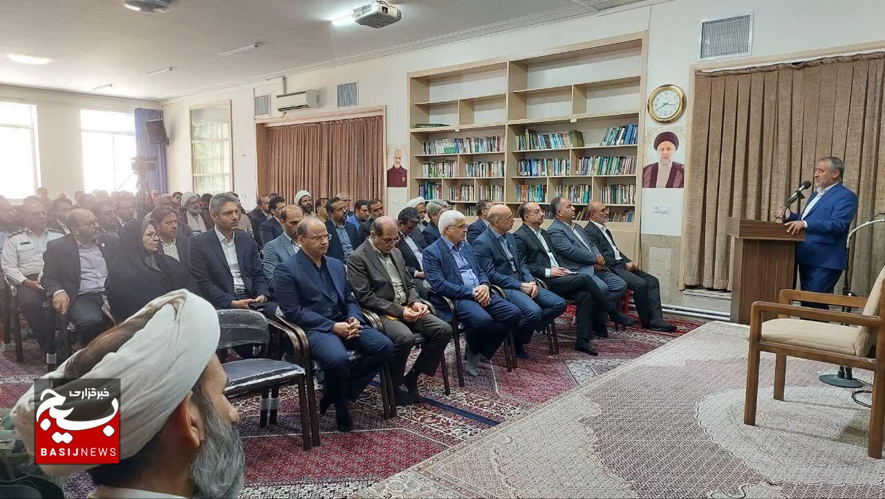 رسالت دولت در نظام اسلامی ، خدمتگزاری است رسالت دولت در نظام اسلامی ، خدمتگزاری است
