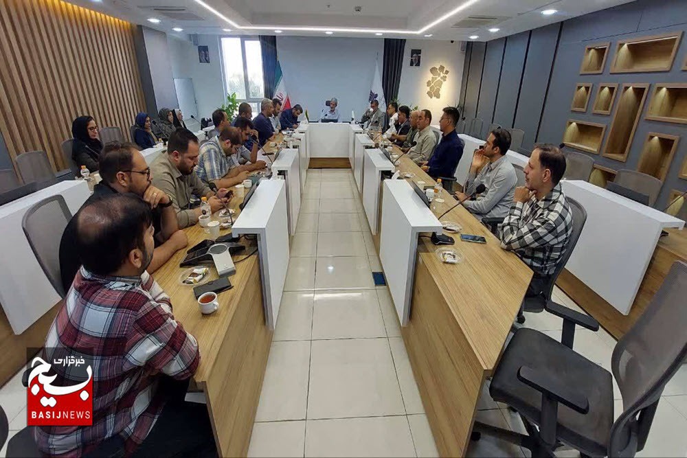 آیین تکریم و معارفه رئیس هیأت اندیشه‌ورز بسیج مهندسین صنعت و معدن همدان برگزار شد