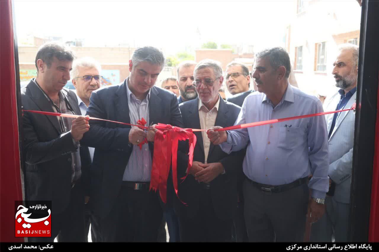 افتتاح سالن ورزشی زندهیاد حاج عباس رعیت در دلیجان افتتاح سالن ورزشی زندهیاد حاج عباس رعیت در دلیجان