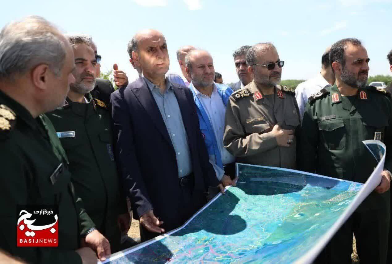 شهید سلیمانی بسیج را به نیرویی پیشرو در عرصه سازندگی و محرومیت‌زدایی تبدیل کرد