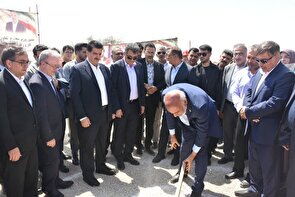 آغاز عملیات اجرایی نیروگاه خورشیدی ۹۵ مگاواتی شهرستان فیروزآباد استان فارس