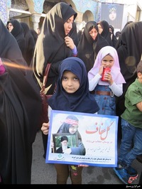 حضور کودکان در اجتماع مدافعان حریم خانواده