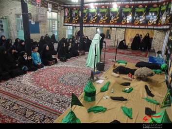 همایش فرهنگی مذهبی، سه ساله های حسینی در حسینیه صاحب الزمان(عج) شهر سامان برگزار شد. /عکس: مسعود کرمی.
