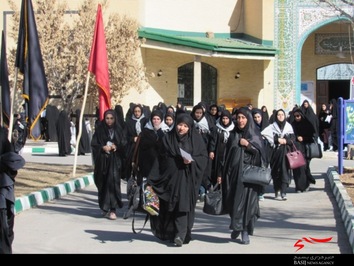 سومین کاروان راهیان نور دانشجویی استان چهارمحال و بختیاری به مناطق عملیاتی جنوب کشور اعزام شد ./عکس: سید مرتضی علوی