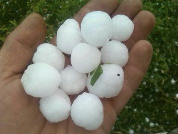 بارش تگرگ در شهرستان اردل