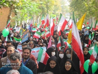 حضور دانش آموزان و دانشجویان ، مسئولین شهرستان فلاورجان در راهپیمایی 13 آبان