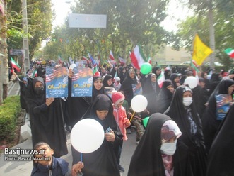 حضور دانش آموزان و دانشجویان ، مسئولین شهرستان فلاورجان در راهپیمایی 13 آبان