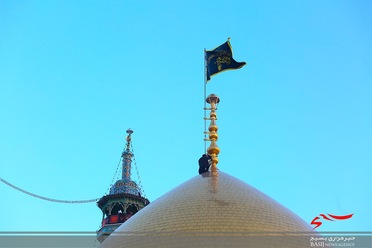 آئین تعویض پرچم حرم حضرت معصومه سلام الله علیها
عکس از علی بهرامی