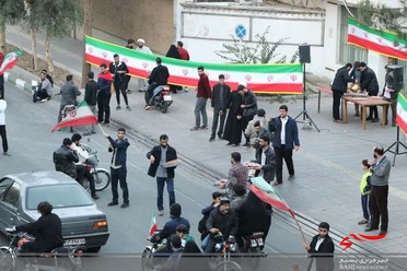 جشن پیروزی تیم ملی فوتبال در قم
عکس از عادل مدیری