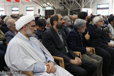 رزمایش بزرگ اقتدار بسیجیان استان اصفهان در گلستان شهدای نصف جهان