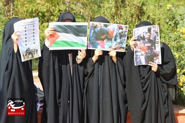 جشن دانشجویان قمی در حمایت از مقاومت فلسطین