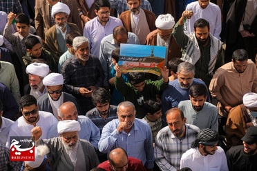 راهپیمایی مردم قم در حمایت از مردم فلسطین

عکس از سید محمدمهدی قدس علوی