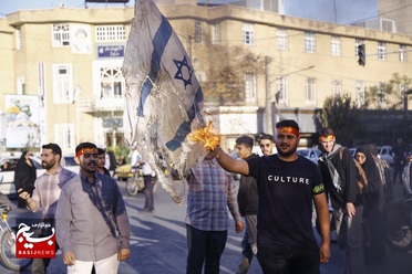 تجمع دانشجویان دانشگاه‌های قم در محکومیت جنایات رژیم سَفّاک صهیونیستی
عکس از سیدمحمدمهدی قدس علوی