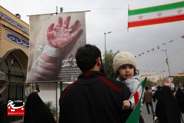 راهپیمایی ۱۳ آبان در قم
عکس از هدی حاج غفاری