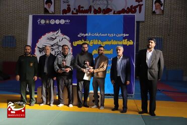 سومین دوره مسابقات حرکات نمایشی دفاع شخصی استان قم

عکس از سیدمحمدمهدی خداپرستان