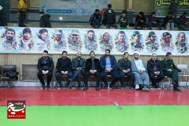 پایان جدال ۲۰ تيم در مسابقات فوتسال بسیج استان قم

عکس از محمد سجاد محسنی